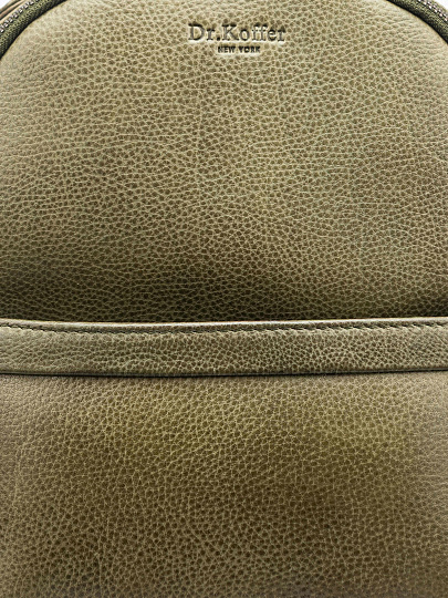 Рюкзак Dr.Koffer из натуральной кожи зеленый