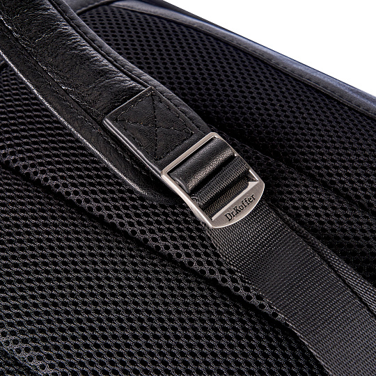 Рюкзак Dr.Koffer из натуральной кожи черный