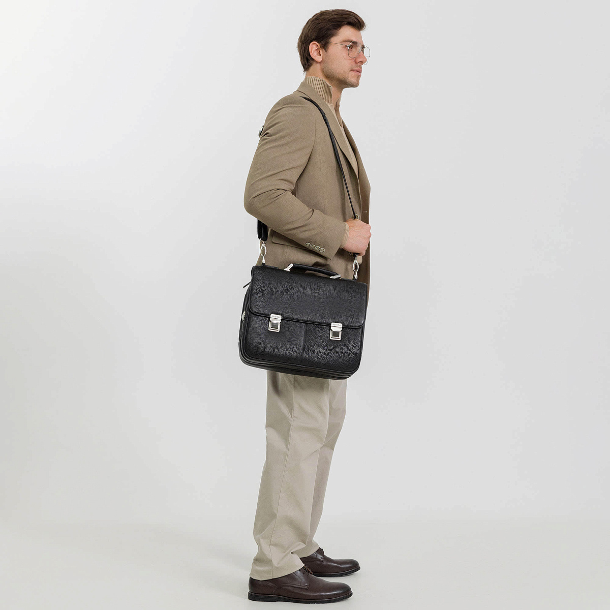 Портфель Dr.Koffer из натуральной кожи черный