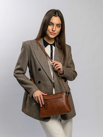 Женская сумка Dr.Koffer из натуральной кожи коричневая