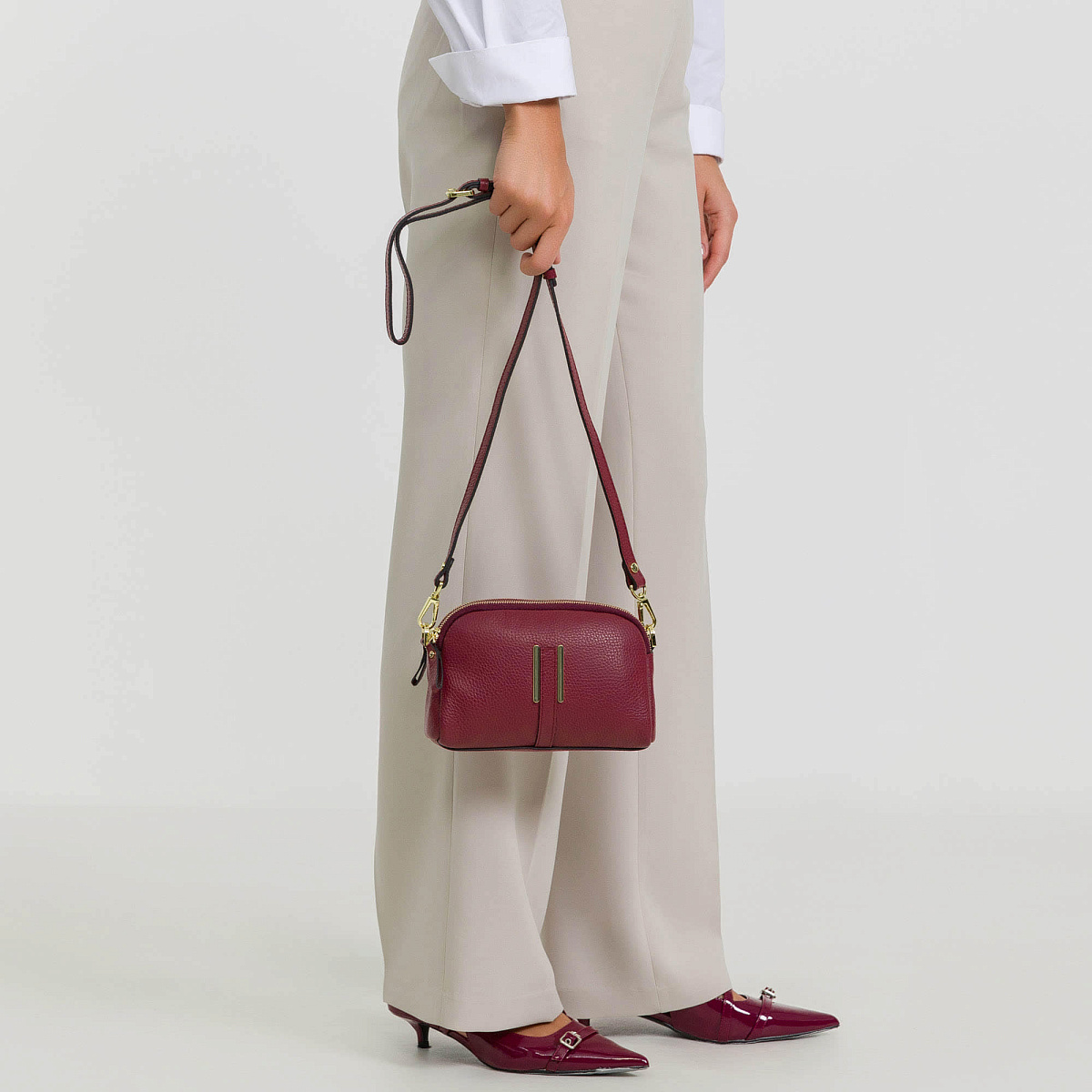 Женская сумка Dr. Koffer из натуральной кожи красная