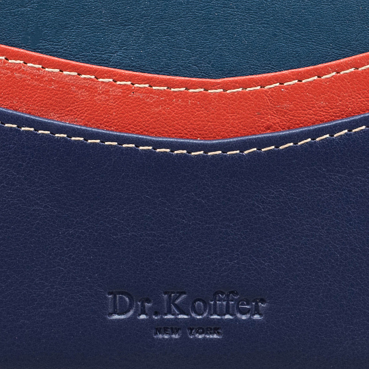 Кредитница Dr.Koffer из натуральной кожи фиолетовая