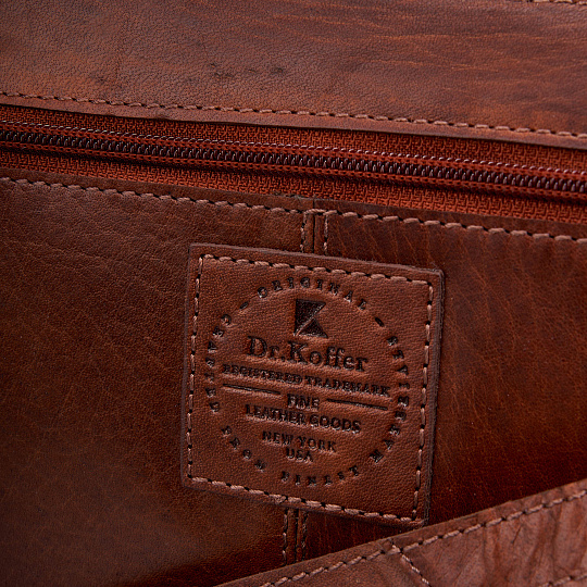 Женская сумка Dr.Koffer из натуральной кожи светло-коричневая