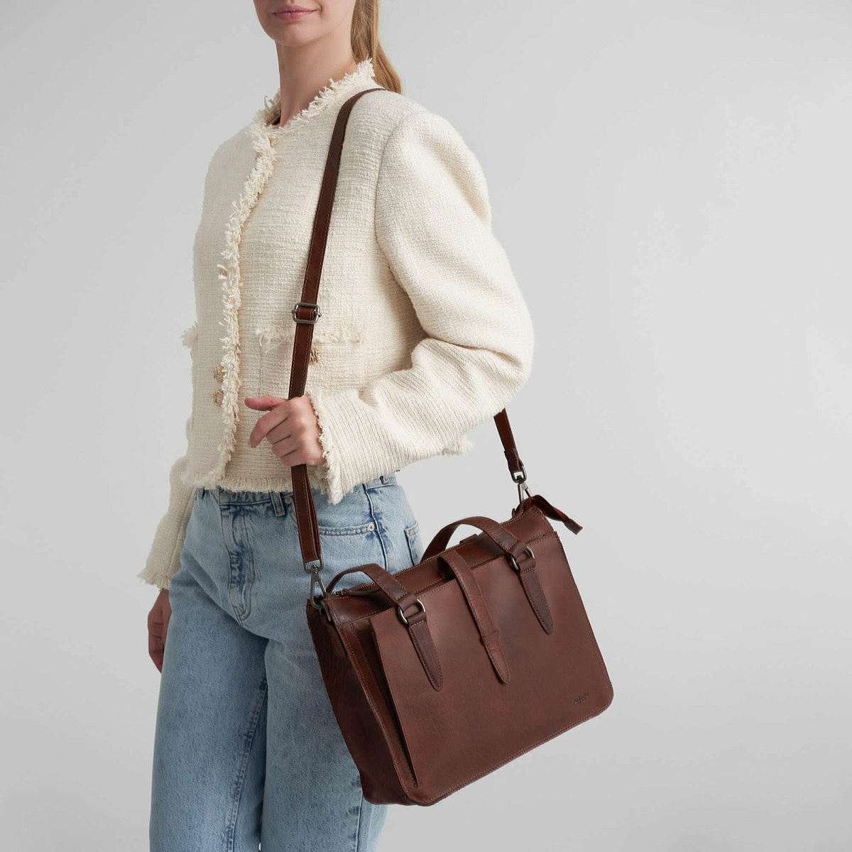 Женская сумка Dr.Koffer из натуральной кожи светло-коричневая