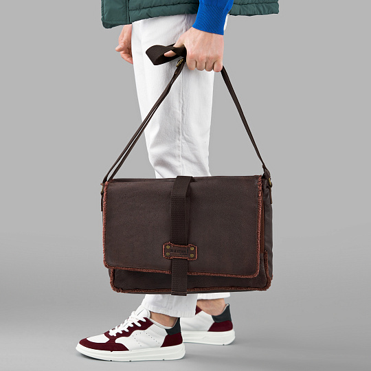 Сумка через плечо Dr.Koffer из натуральной кожи коричневая