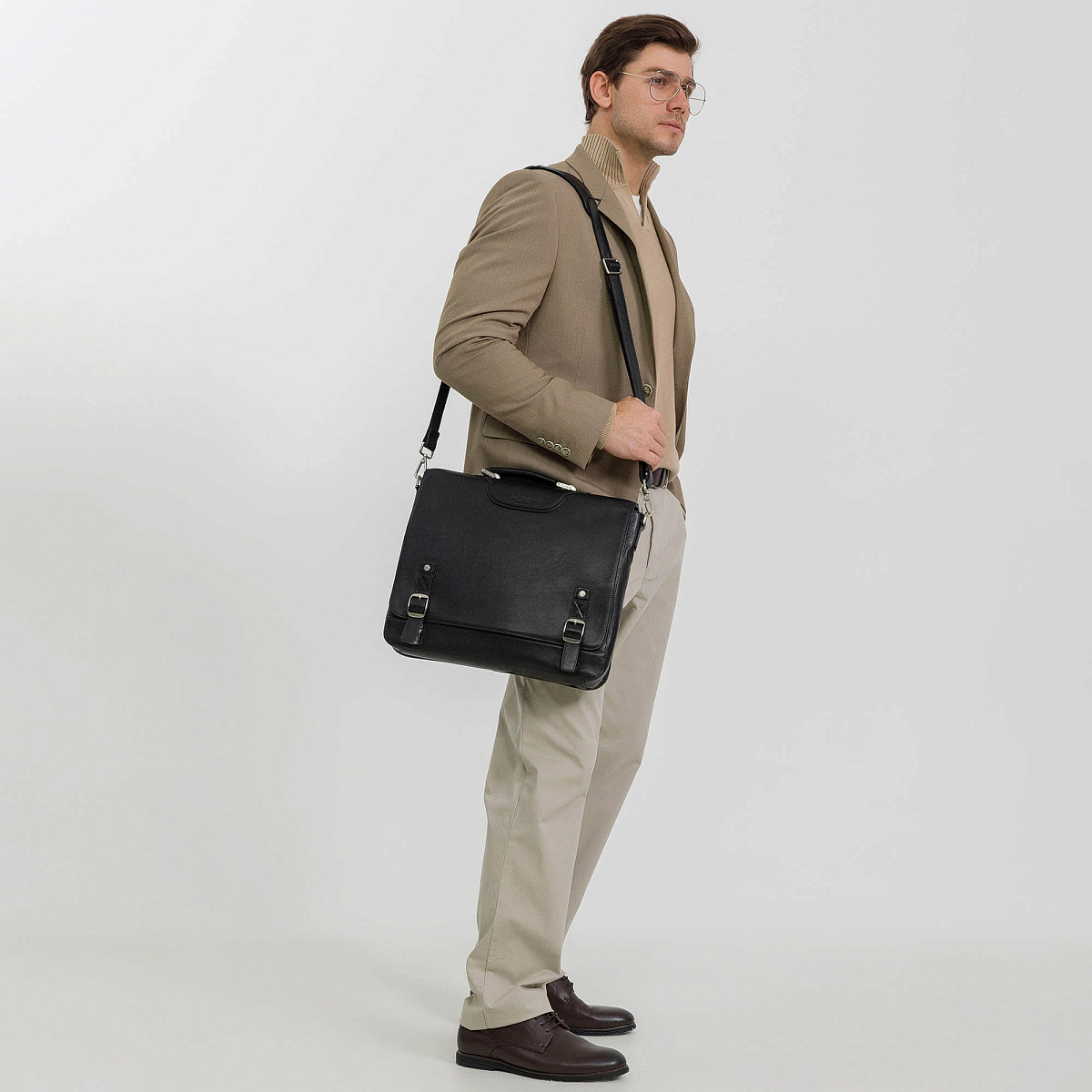 Портфель Dr.Koffer из натуральной кожи черный