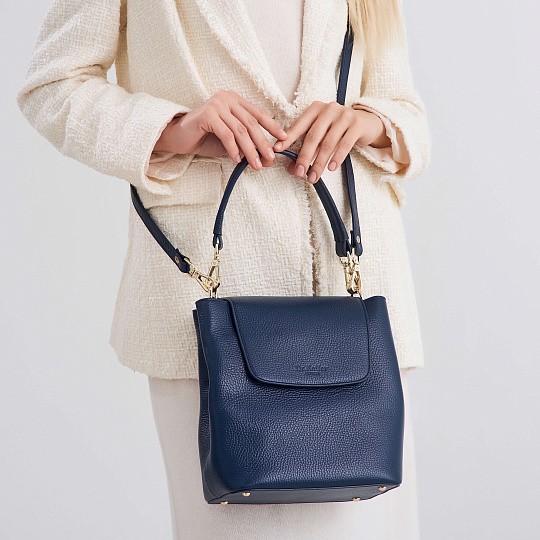 Женская сумка  Dr. Koffer из натуральной кожи фиолетовая