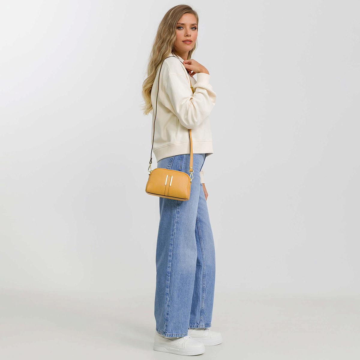 Женская сумка Dr. Koffer из натуральной кожи оранжевая