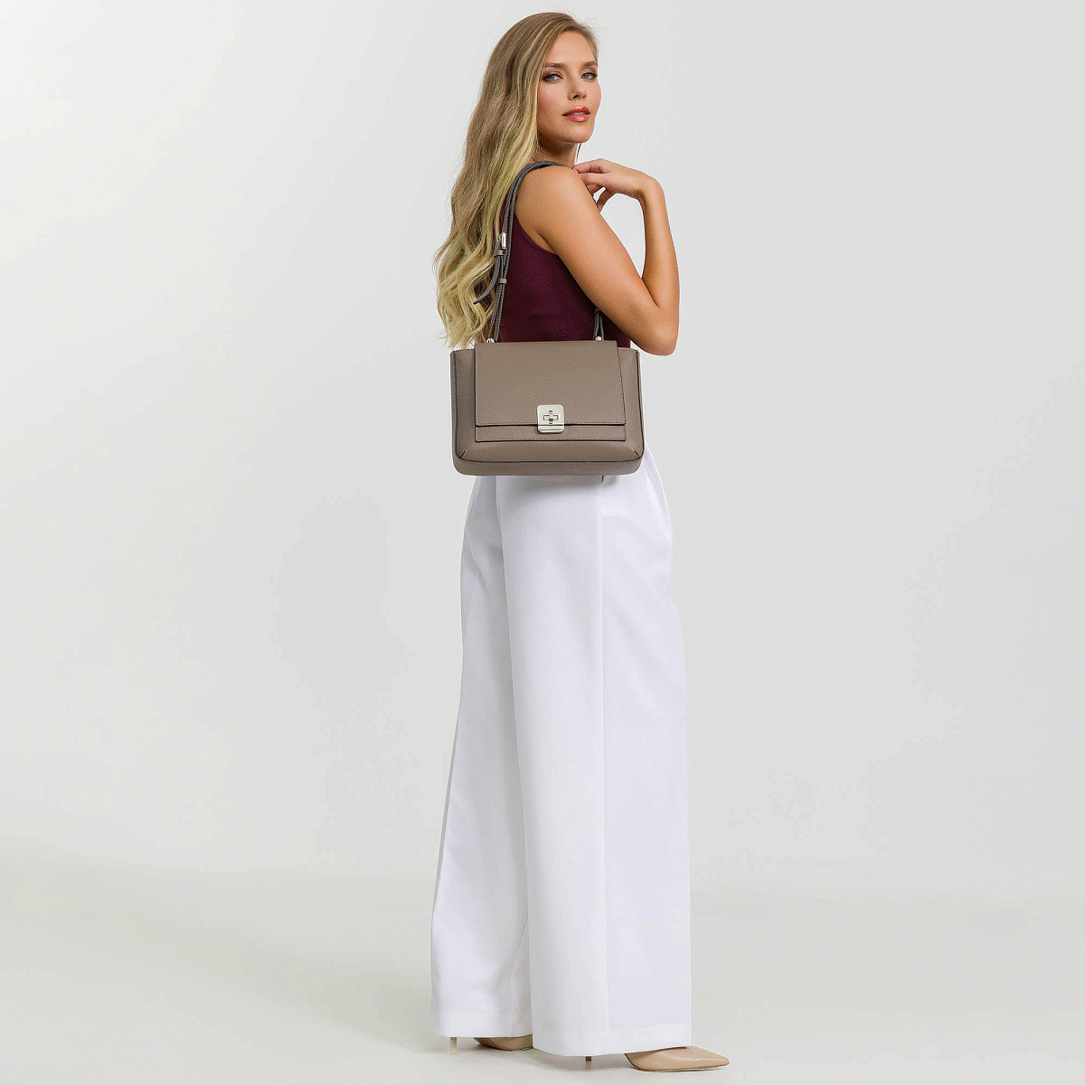 Женская сумка Dr. Koffer из натуральной кожи бежевая