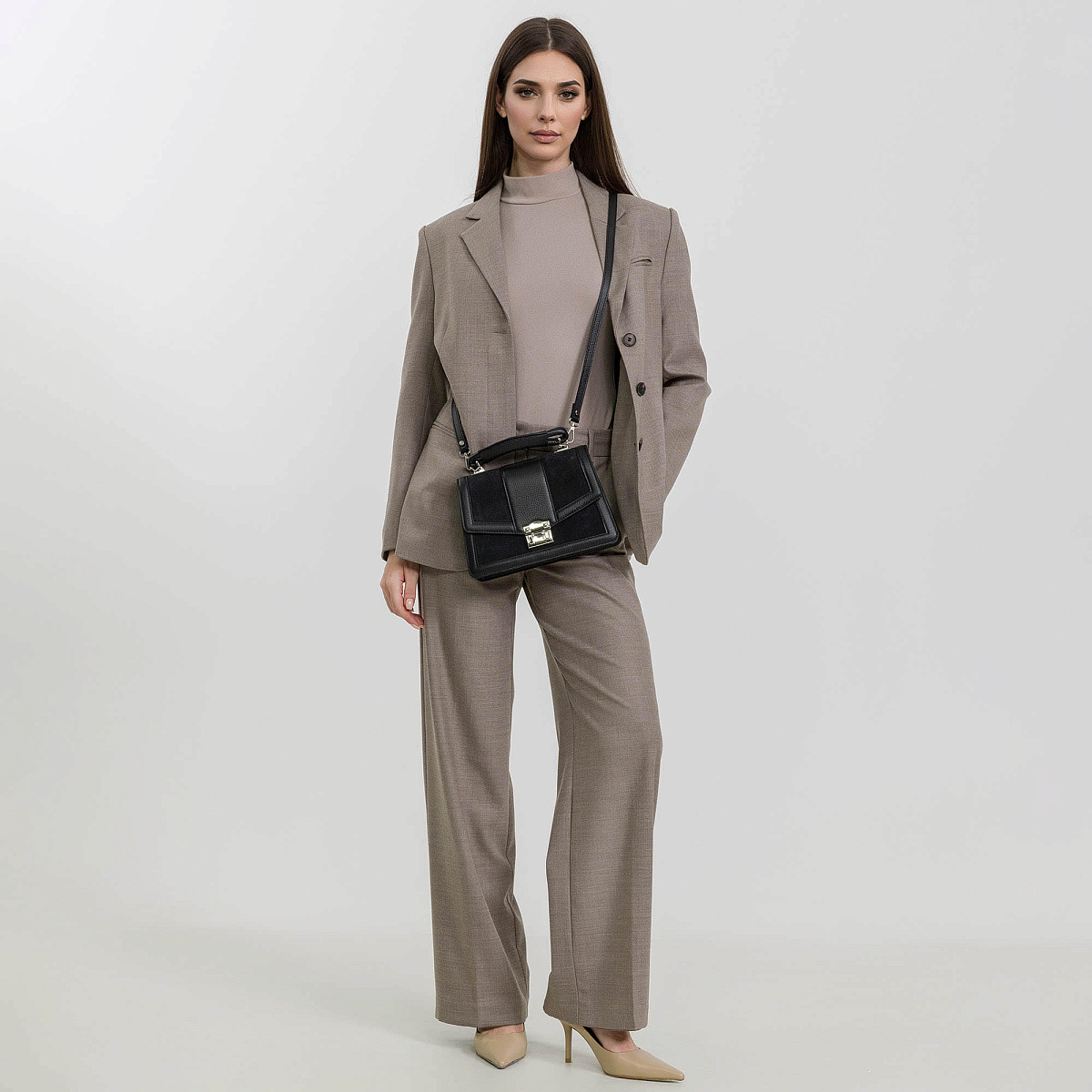 Женская сумка Dr. Koffer из натуральной кожи черная