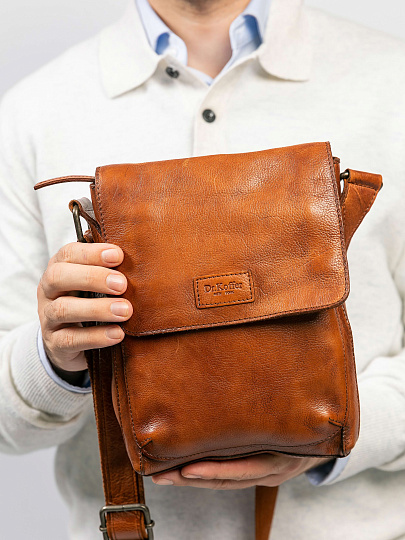 Сумка через плечо Dr.Koffer из натуральной кожи коричневая