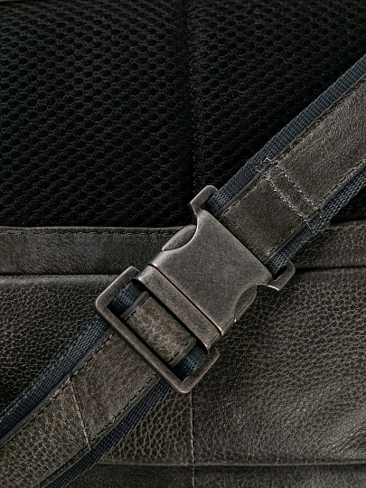 Сумка на пояс Dr. Koffer из натуральной кожи серая