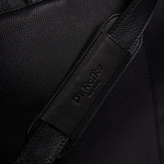 Сумка дорожная Dr.Koffer из натуральной кожи черная