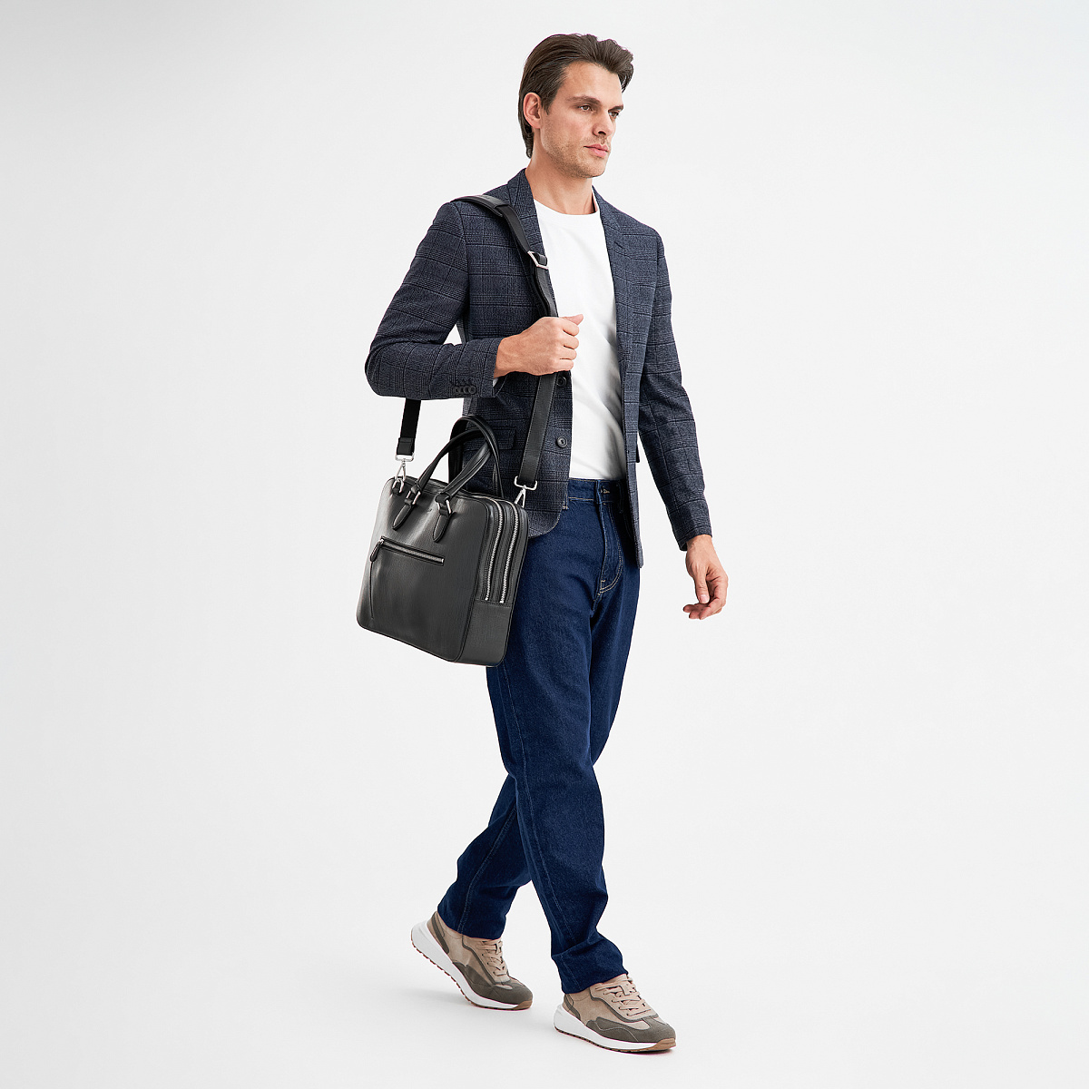 Деловая сумка Dr.Koffer из натуральной кожи черная