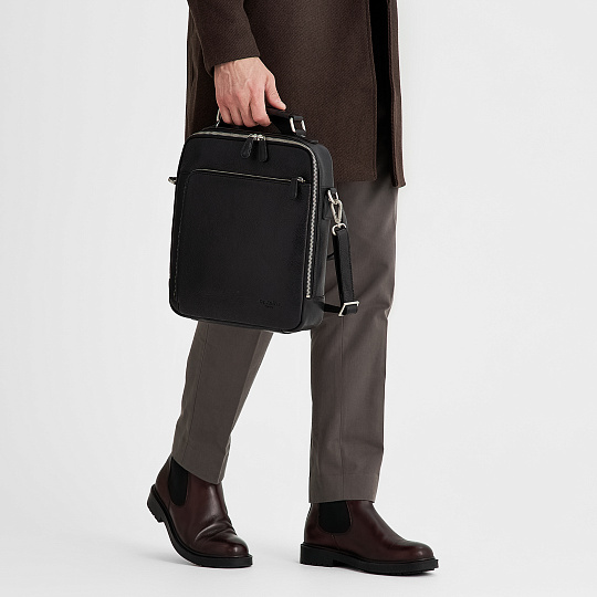 Сумка через плечо Dr.Koffer из натуральной кожи черная