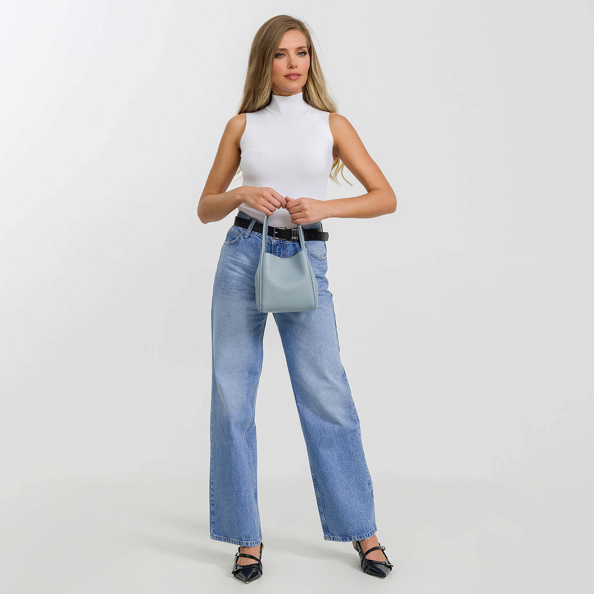 Женская сумка Dr. Koffer из натуральной кожи голубая