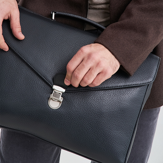 Портфель Dr.Koffer из натуральной кожи черный