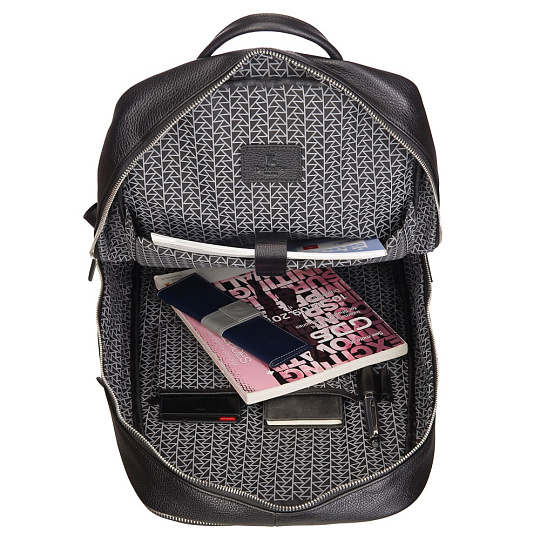 Рюкзак Dr.Koffer из натуральной кожи черный