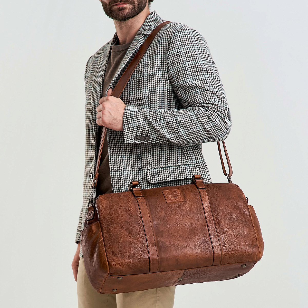 Сумка дорожная Dr.Koffer из натуральной кожи коричневая