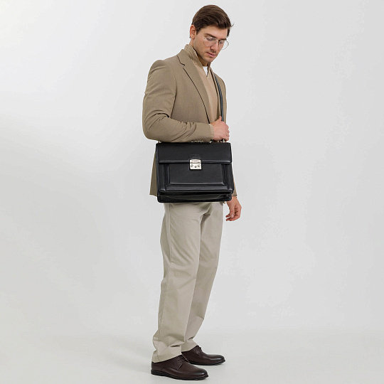 Портфель Dr.Koffer из натуральной кожи черный