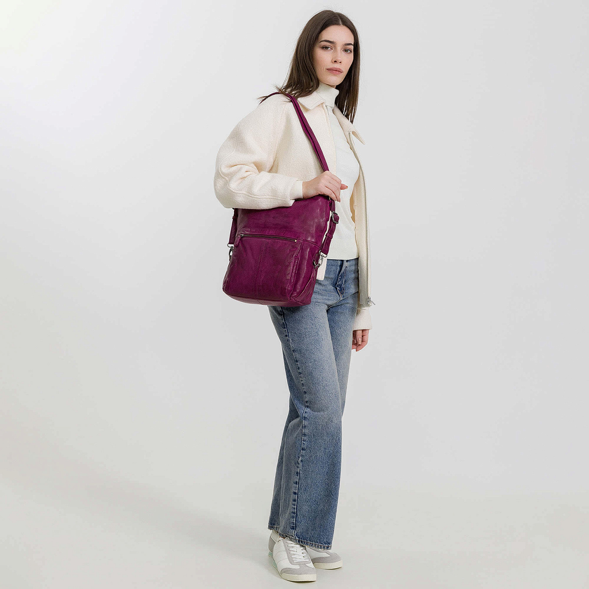 Сумка через плечо Dr.Koffer из натуральной кожи фиолетовая