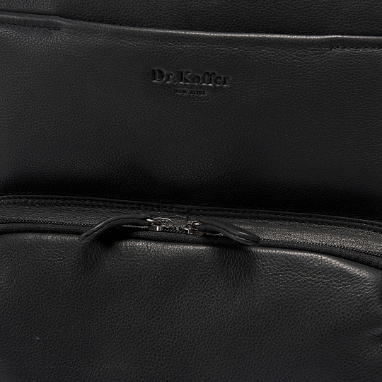 Рюкзак Dr.Koffer из натуральной кожи черный