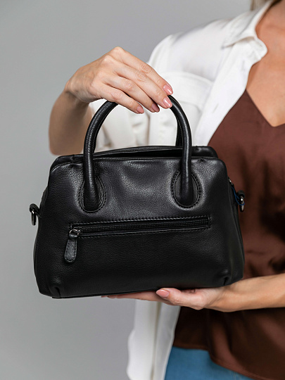 Женская сумка Dr.Koffer из натуральной кожи черная