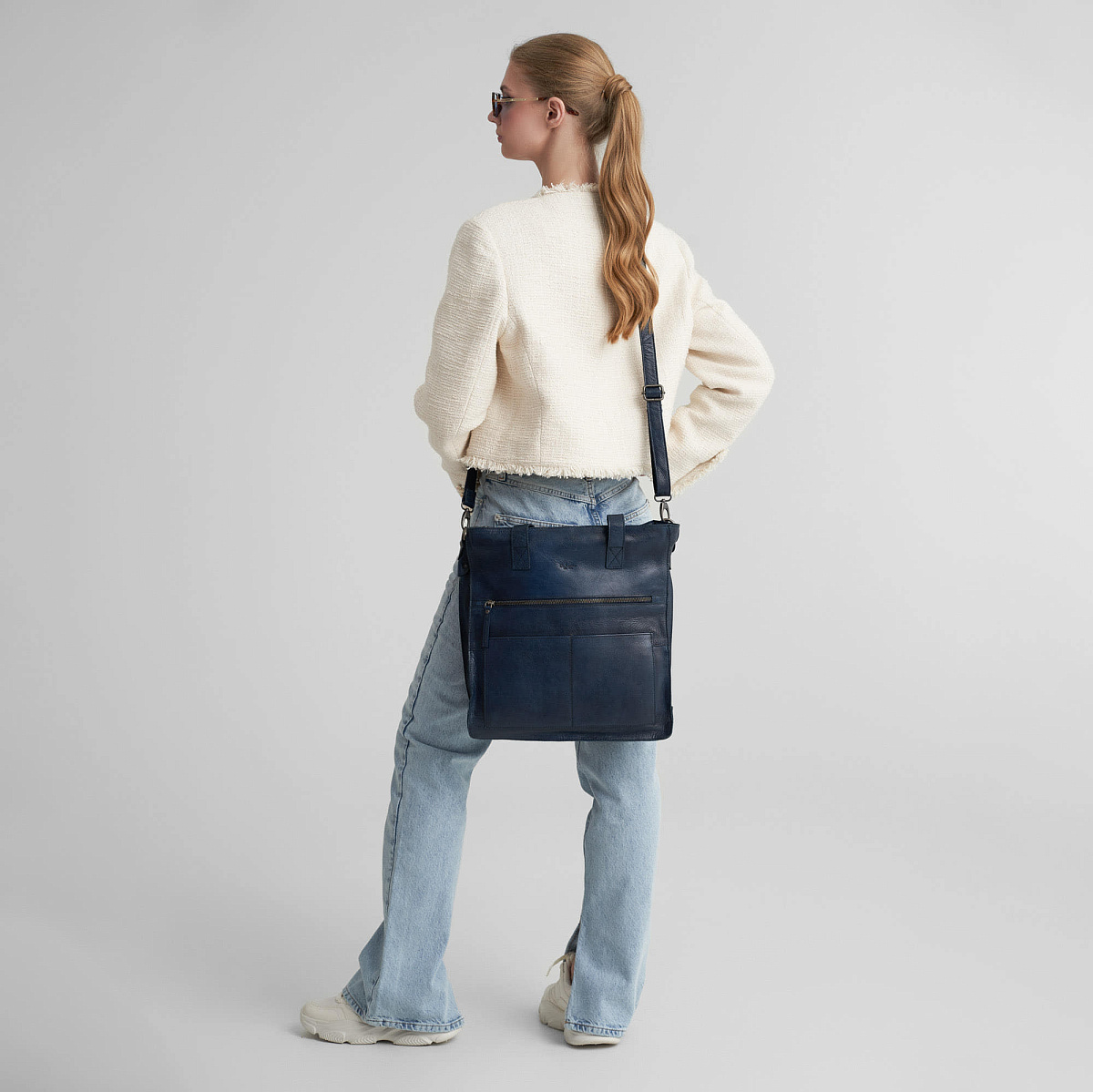 Деловая сумка Dr.Koffer из натуральной кожи синяя