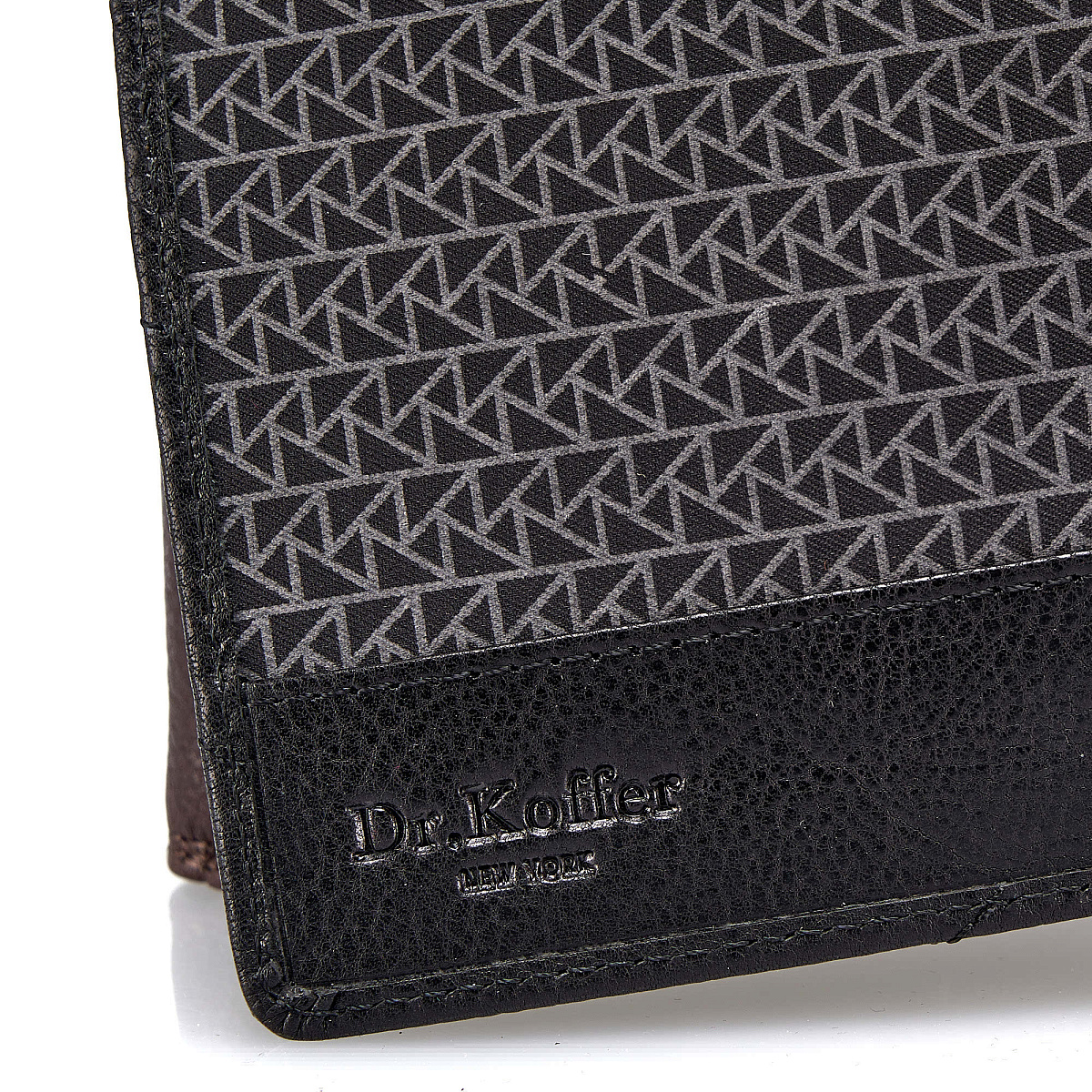 Обложка для паспорта из натуральной кожи Dr. Koffer