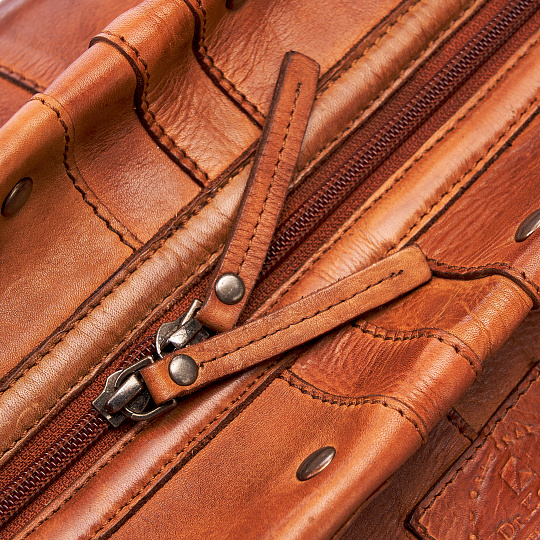 Сумка дорожная Dr.Koffer из натуральной кожи коричневая