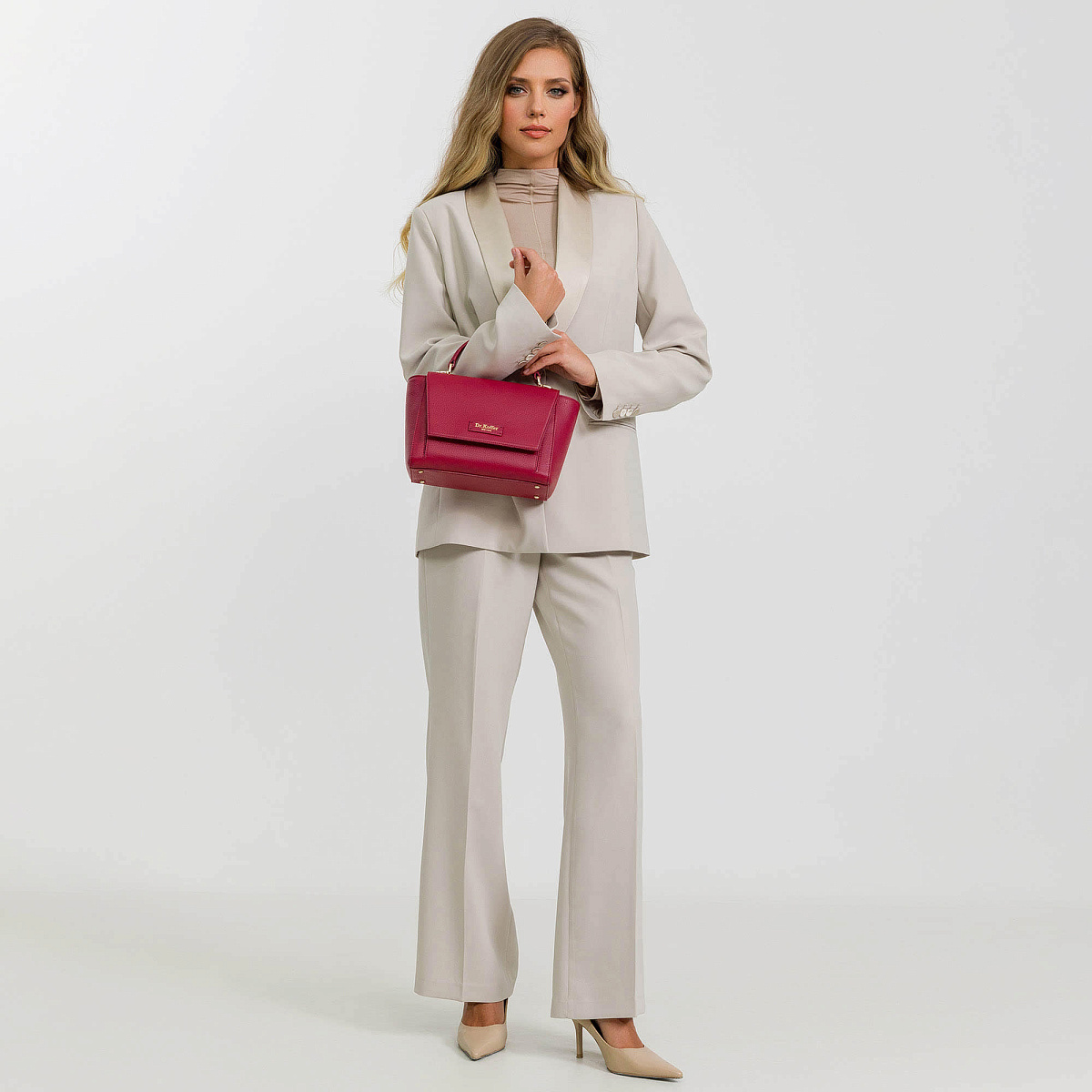 Женская сумка  Dr. Koffer из натуральной кожи красная