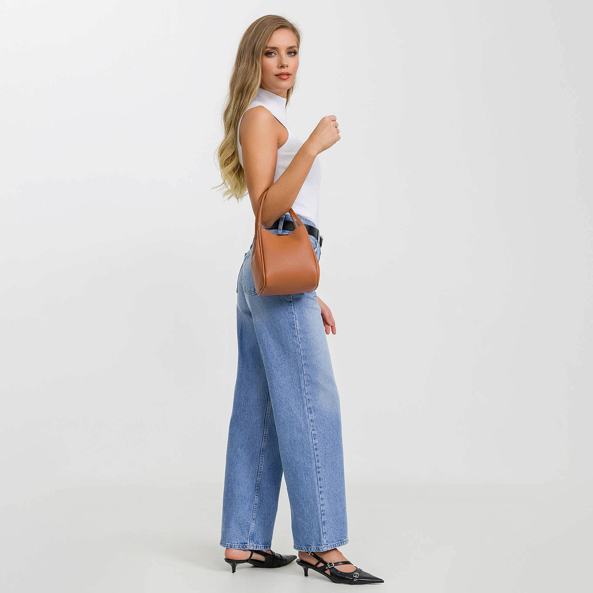 Женская сумка Dr.Koffer из натуральной кожи коричневая