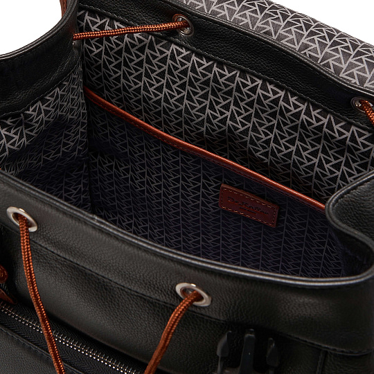 Рюкзак Dr.Koffer из натуральной кожи черный