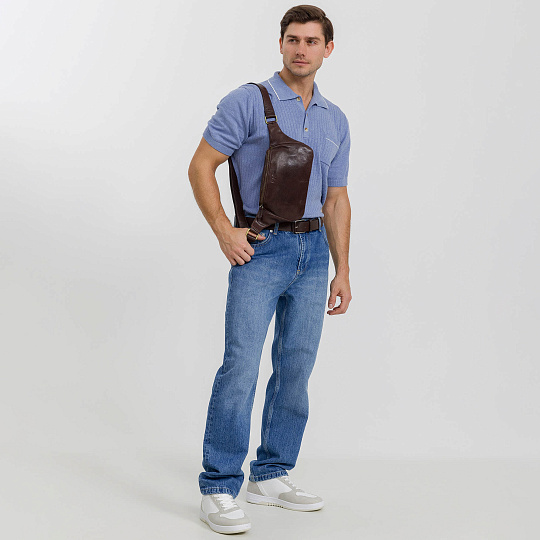 Сумка на пояс Dr. Koffer из натуральной кожи коричневая