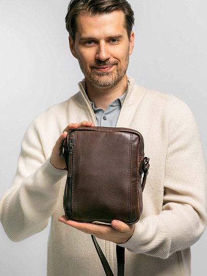 Сумка через плечо Dr.Koffer из натуральной кожи коричневая