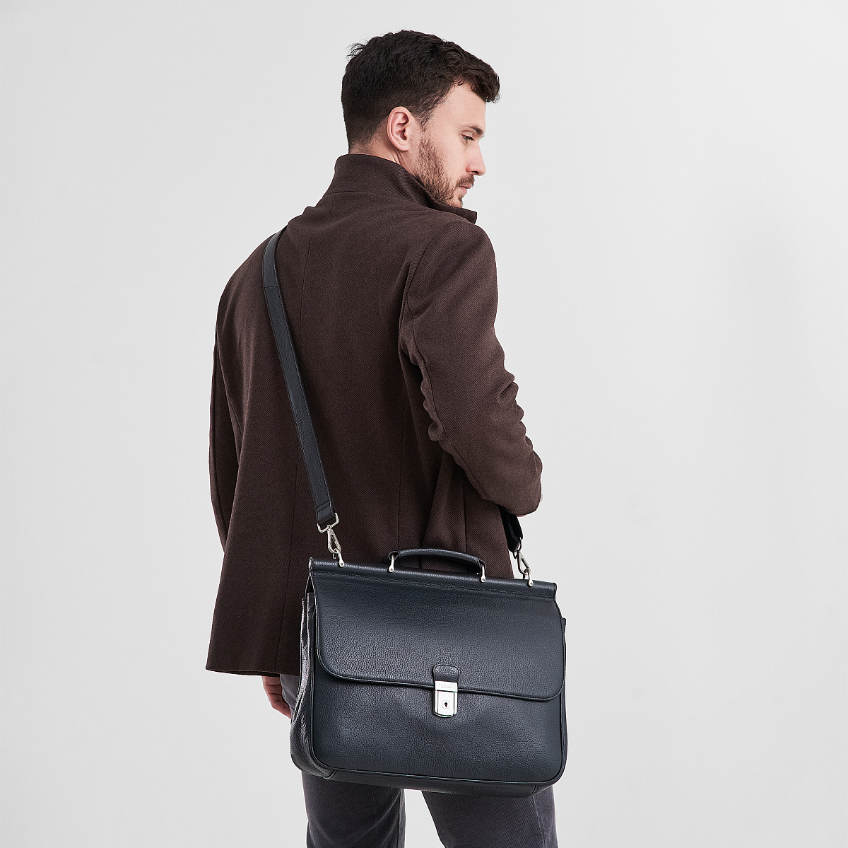 Портфель Dr.Koffer из натуральной кожи черный