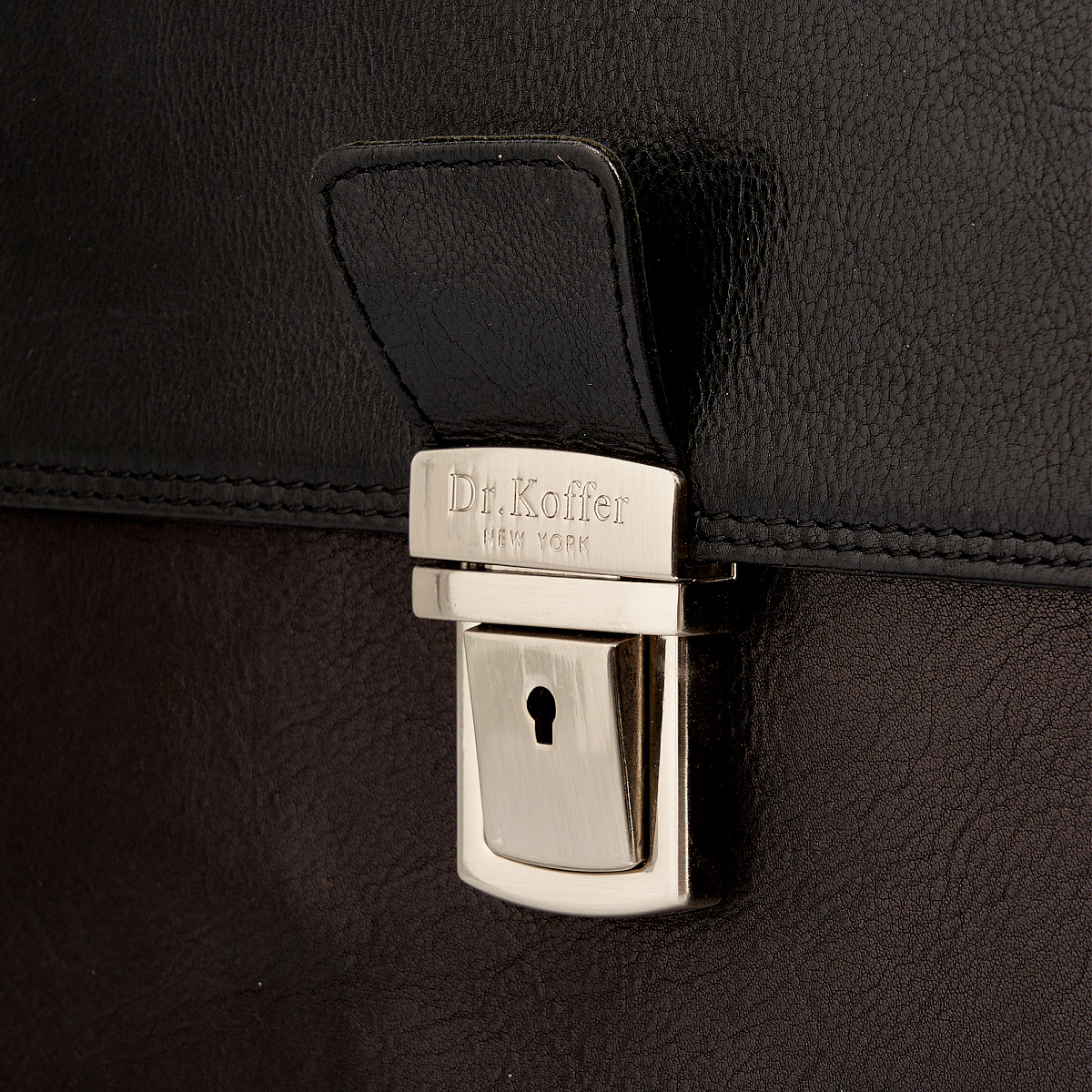 Портфель Dr.Koffer из натуральной кожи черный