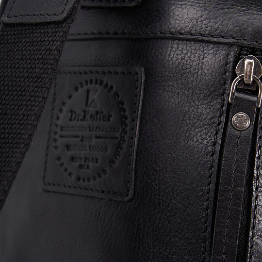 Рюкзак Dr.Koffer из натуральной кожи черный