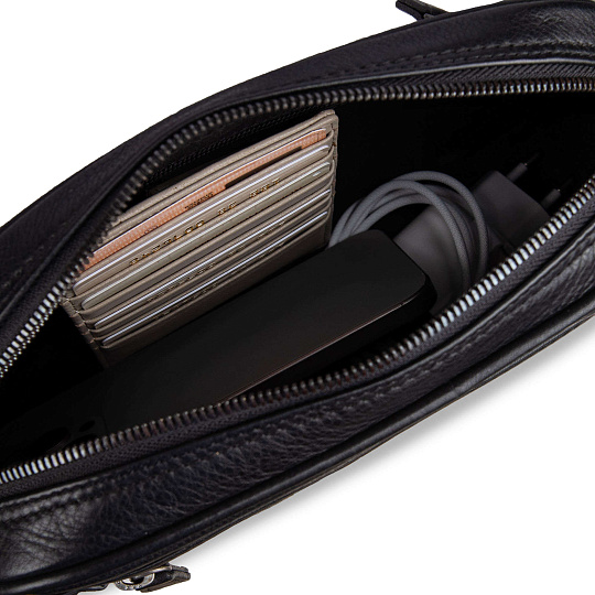 Сумка через плечо Dr.Koffer из натуральной кожи черная