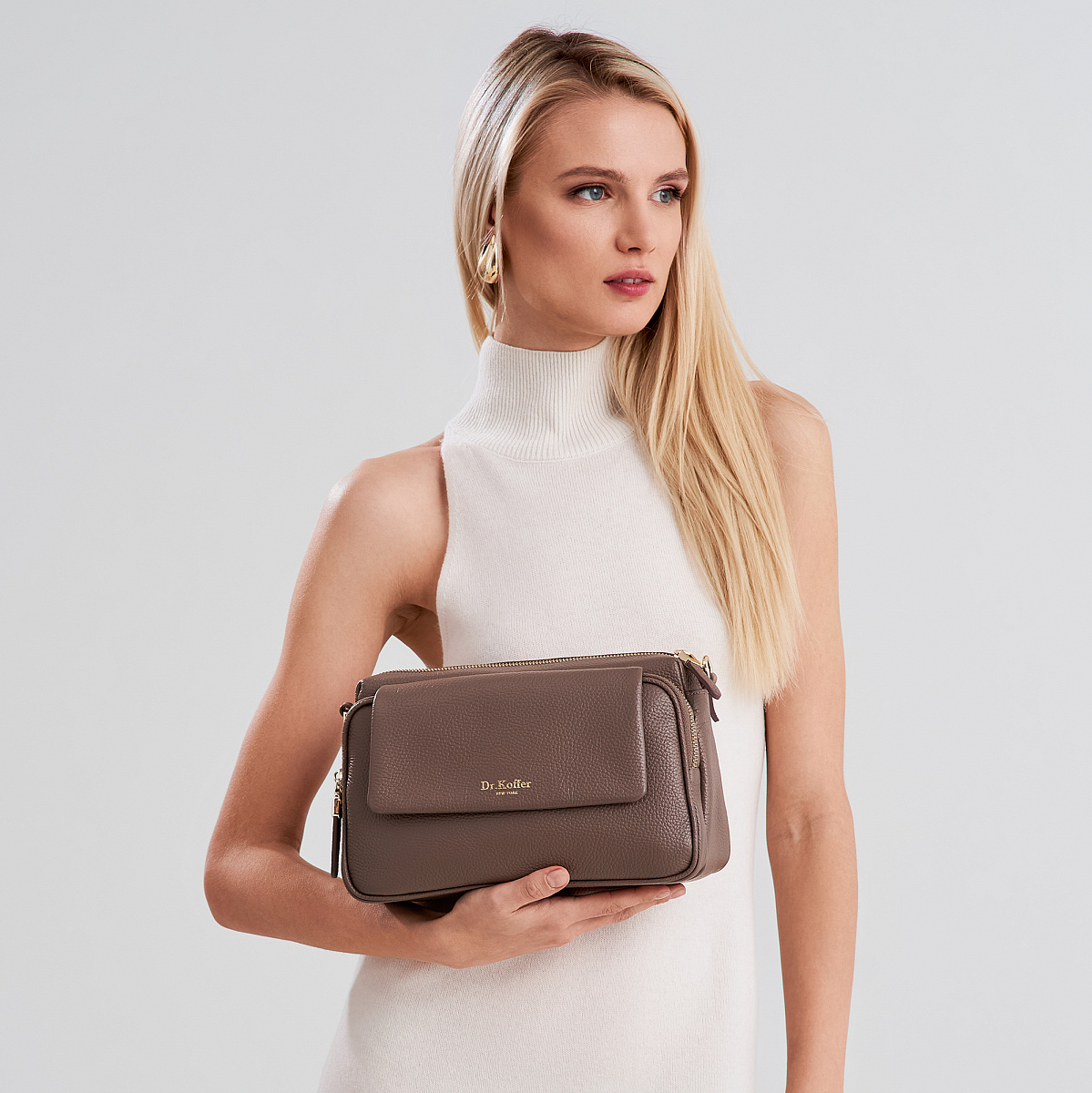 Женская сумка  Dr. Koffer из натуральной кожи бежевая