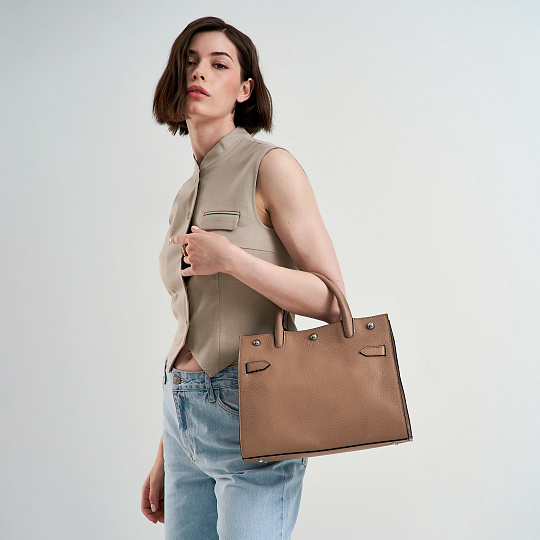 Женская сумка Dr.Koffer из натуральной кожи коричневая