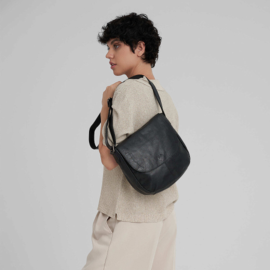 Женская сумка Dr.Koffer из натуральной кожи чёрная