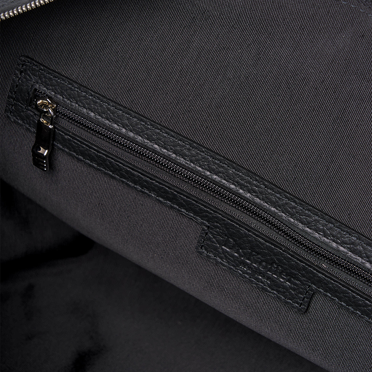 Сумка дорожная Dr.Koffer из натуральной кожи черная