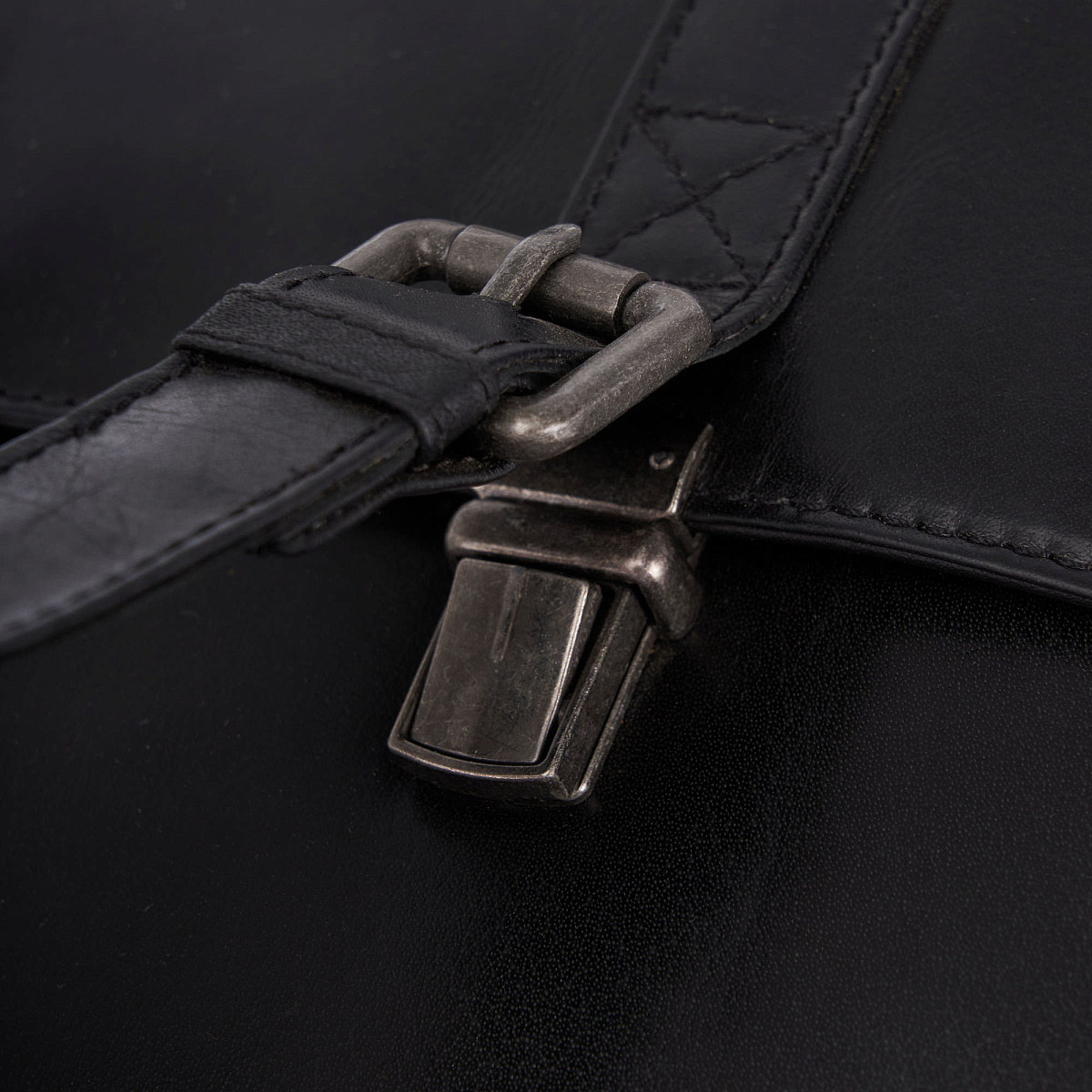 Рюкзак Dr.Koffer из натуральной кожи черный