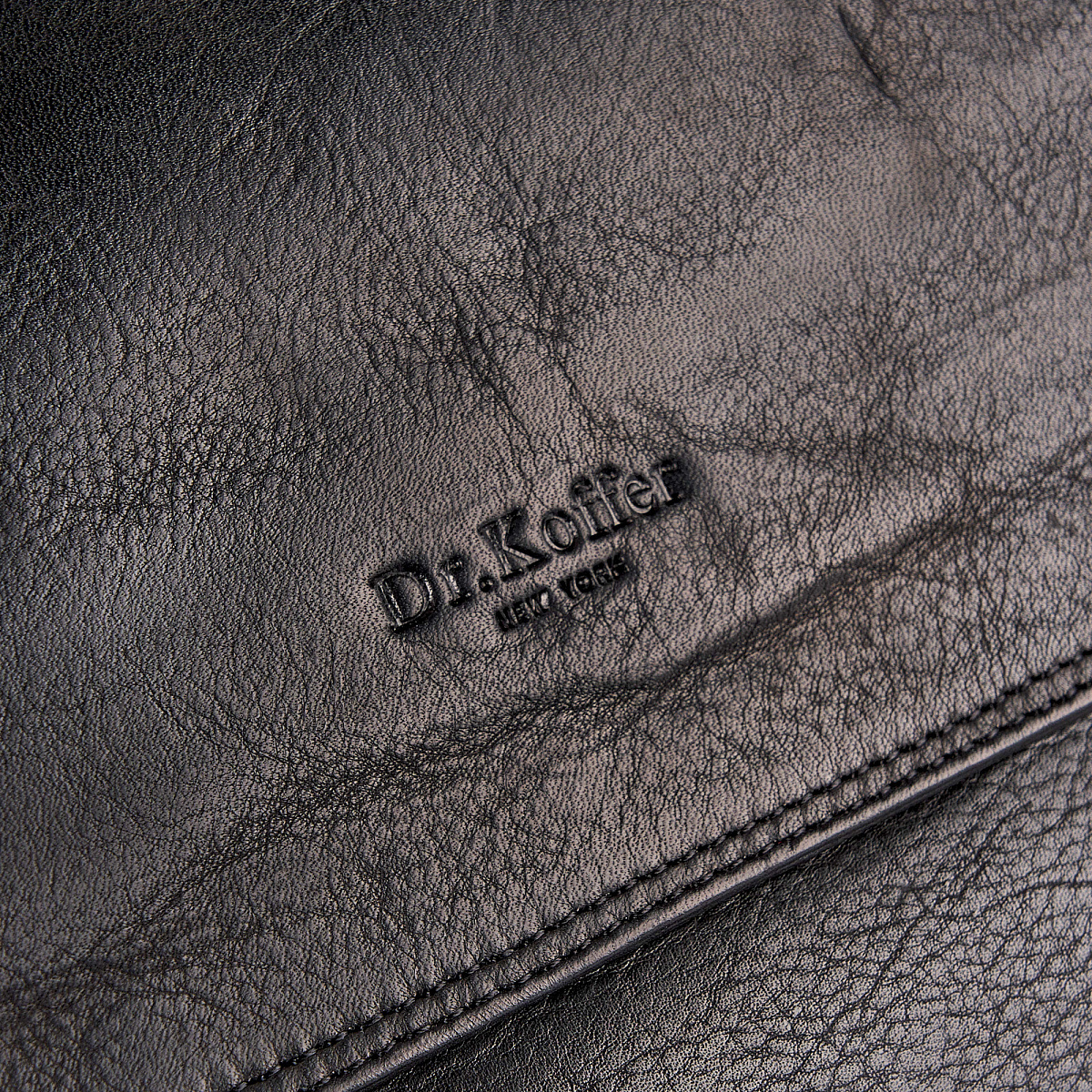 Сумка через плечо Dr.Koffer из натуральной кожи черная