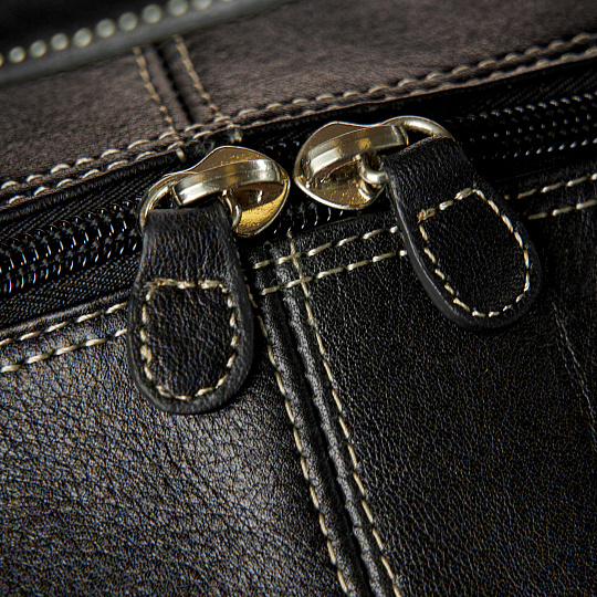 Сумка дорожная Dr.Koffer из натуральной кожи черная