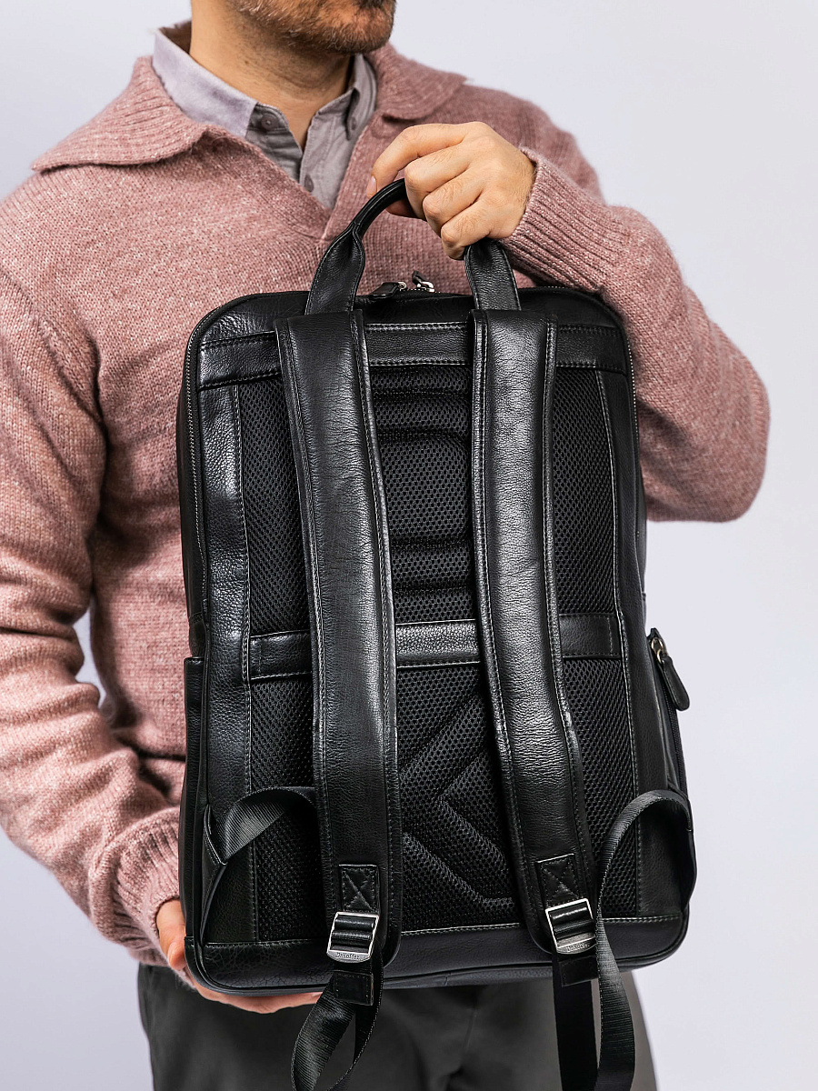 Рюкзак Dr. Koffer из натуральной кожи черный