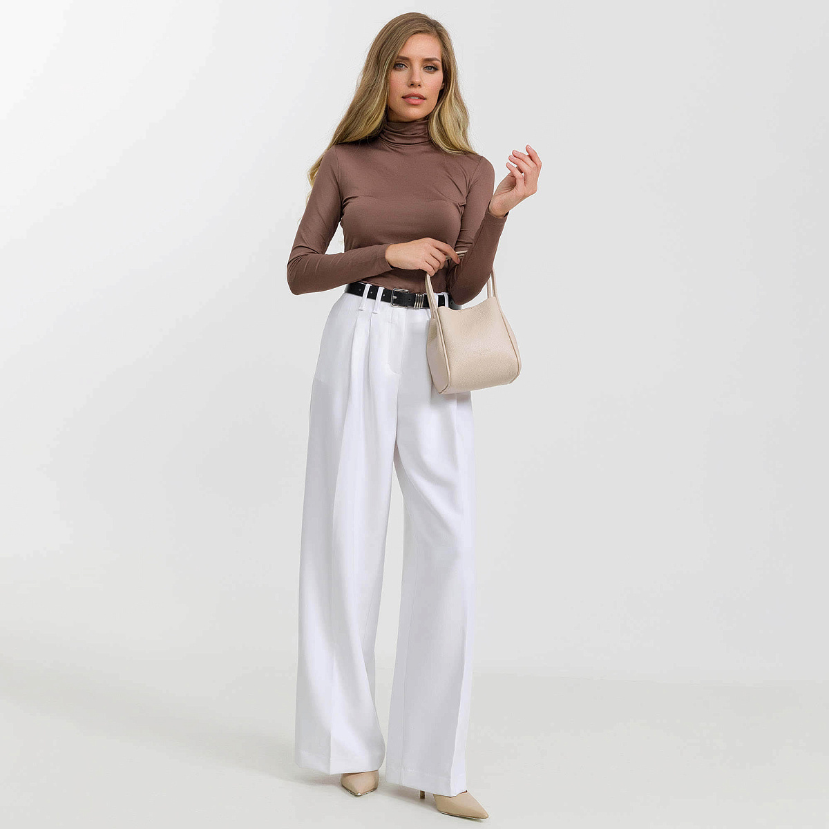 Женская сумка Dr. Koffer из натуральной кожи бежевая