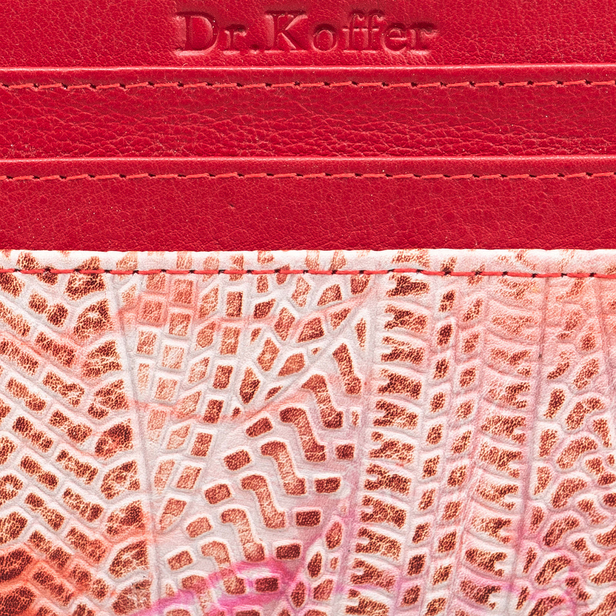 Кредитница Dr.Koffer из натуральной кожи фиолетовая