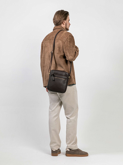 Сумка через плечо Dr.Koffer из натуральной кожи коричневая